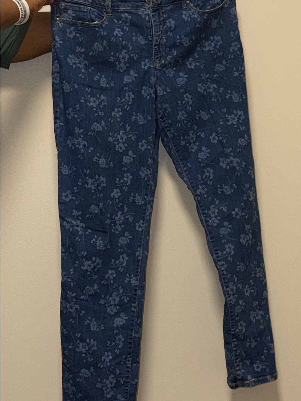 Women’s Blue Floral Print Skinny Jeans